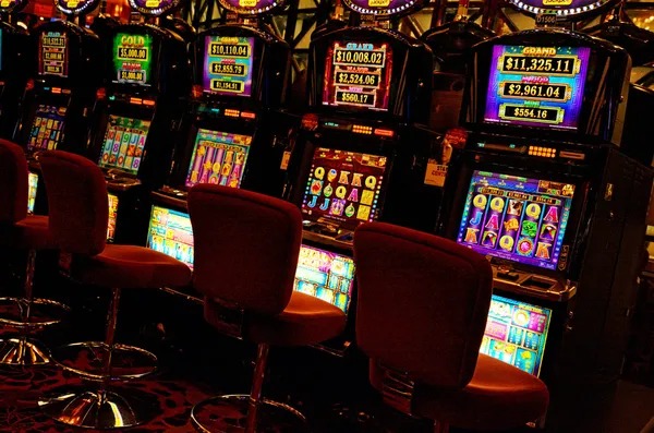 lumina16 Live Casino